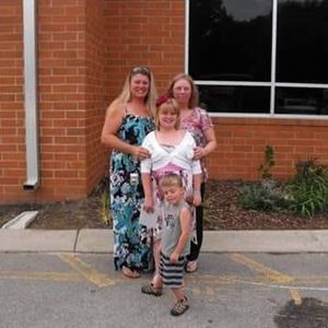 Meet your Posher, Debra